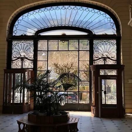 Mont-dore : Studio Calme Face Aux Thermes * Le Mont-Dore