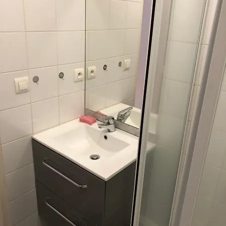 Mont-dore : Studio Calme Face Aux Thermes * Le Mont-Dore